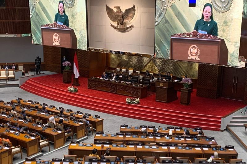 dpr terima surpres penunjukan pemerintah untuk bahas ruu kuhap