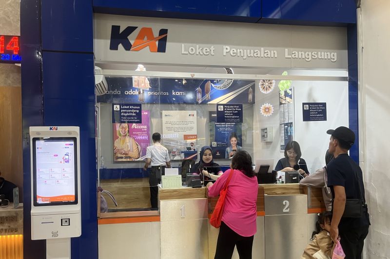 kai daop i jakarta 227210 kursi terjual di stasiun gambir
