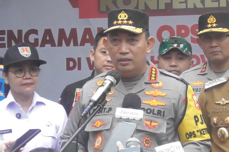 kapolri arus mudik di jalan tol hingga h 3 lebaran aman dan lancar