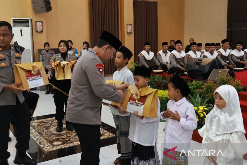kapolri safari ramadhan perkuat sinergi tni polri ulama masyarakat