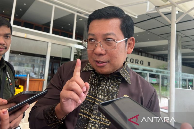 kepala bapanas tegaskan beras sphp bulog yang beredar sesuai takaran