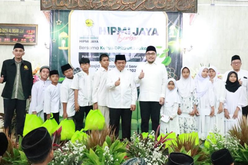 ketua dprd dki ajak pengusaha berbagi kepada orang tak mampu