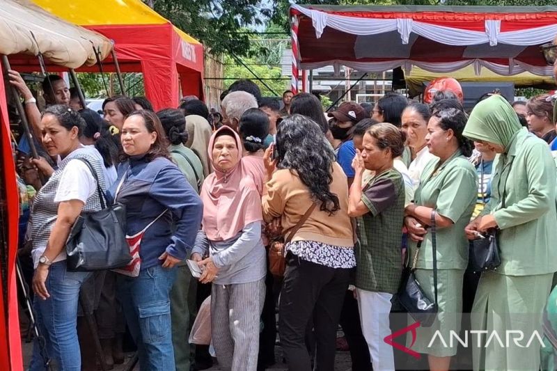 korem 161wirasakti gelar bazar murah jelang idul fitri