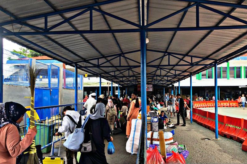 ksop ambon catat 10797 penumpang mudik hingga h 6 idul fitri 2025