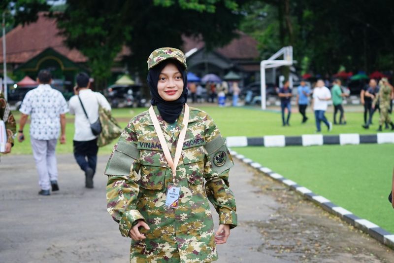 Mengenal sosok Vinanda Prameswati, pemimpin muda Kota Kediri 1 mengenal sosok vinanda prameswati pemimpin muda kota kediri