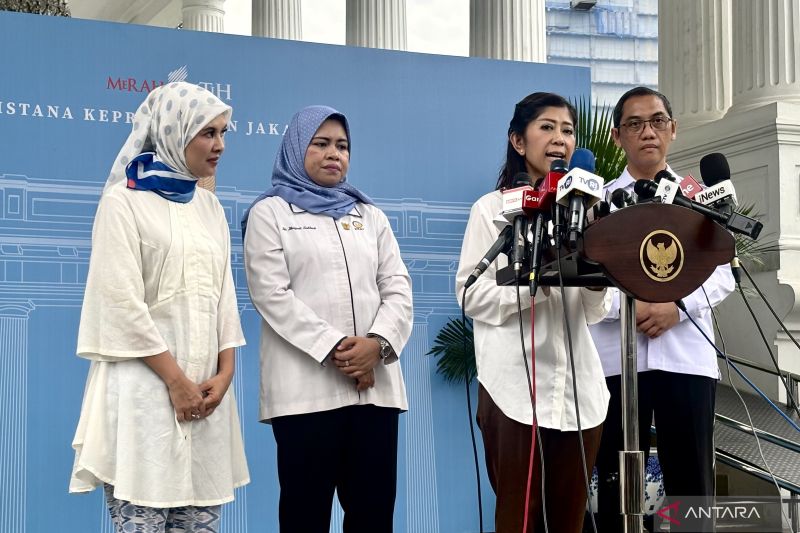 menkomdigi pp tunas atur sanksi buat platform bukan orang tua anak