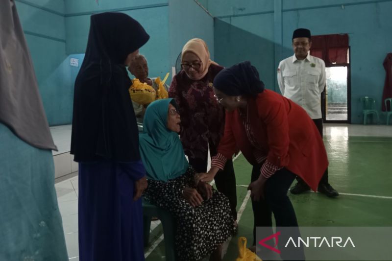 menteri pppa dorong penguatan peran perempuan di cirebon