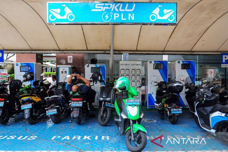 mudik lebaran pln uid jakarta sediakan 375 spklu di 216 lokasi