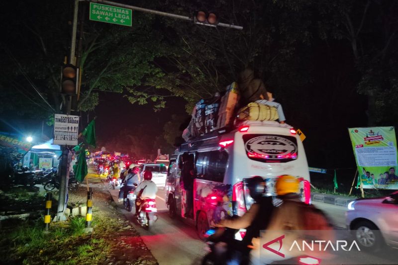 nagreg kembali alami kepadatan selepas waktu sahur h 2 lebaran 2025