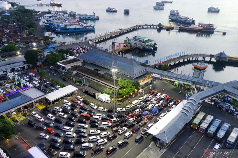 pelabuhan ketapang kembali beroperasi