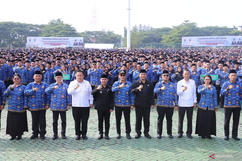 pemkab bekasi cetak sejarah angkat 9051 honorer serentak