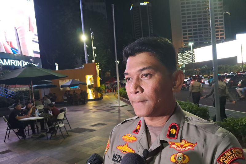 polisi tempatkan empat peleton pada malam takbiran di bundaran hi