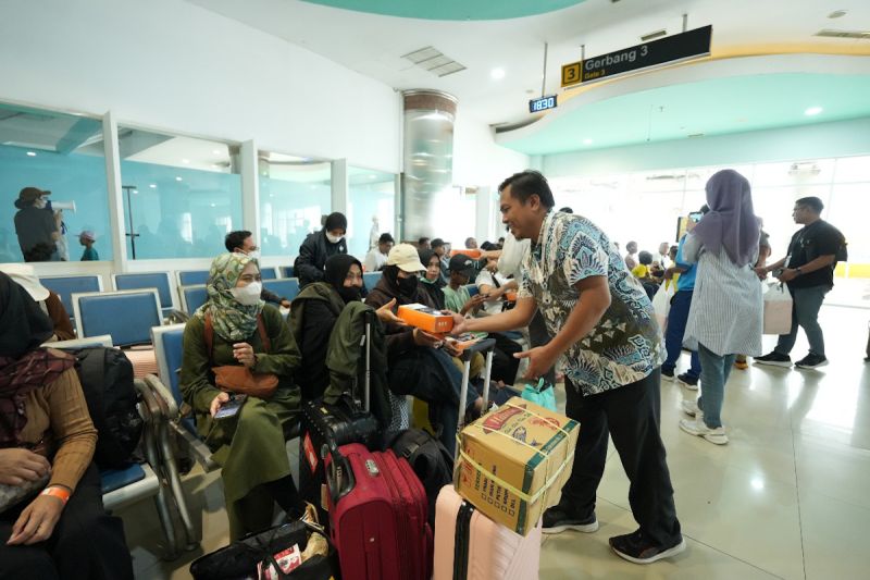 Pupuk Indonesia Hadirkan Posko Mudik BUMN di Pelabuhan Tanjung Perak 2 pupuk indonesia hadirkan posko mudik bumn di pelabuhan tanjung perak