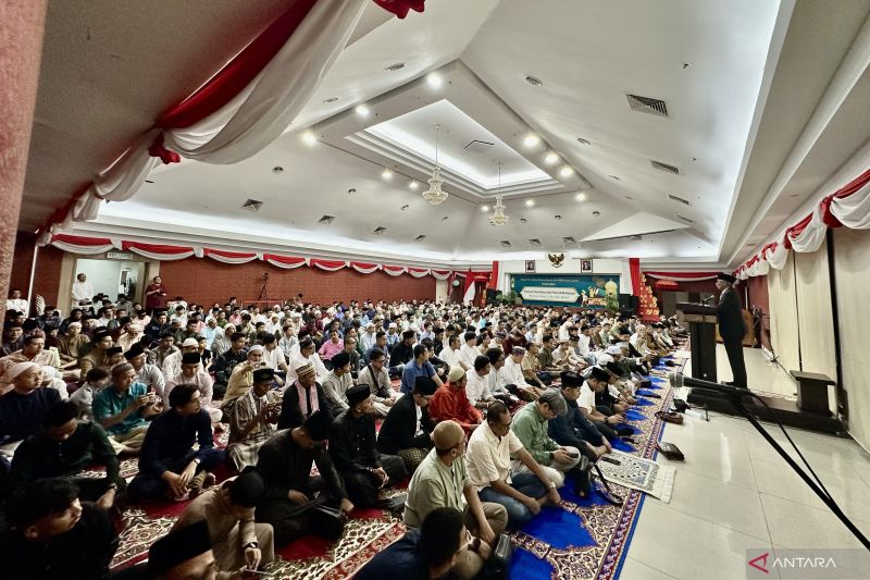 ratusan wni rayakan idul fitri di kbri kuala lumpur