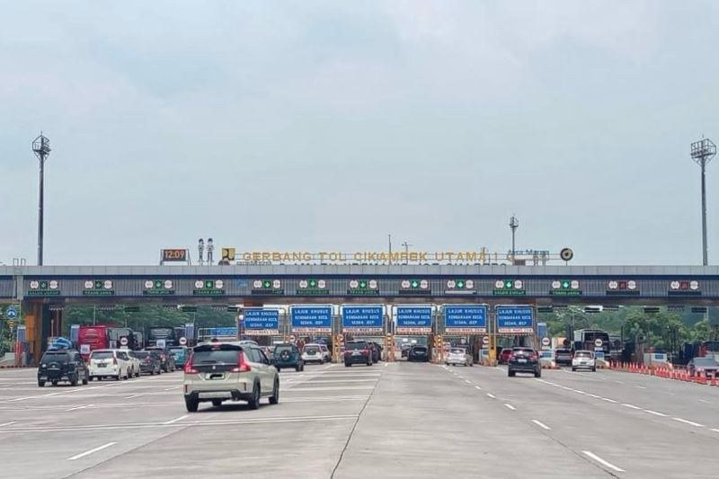 sebanyak 17 juta kendaraan tinggalkan jabotabek pada h 1 lebaran