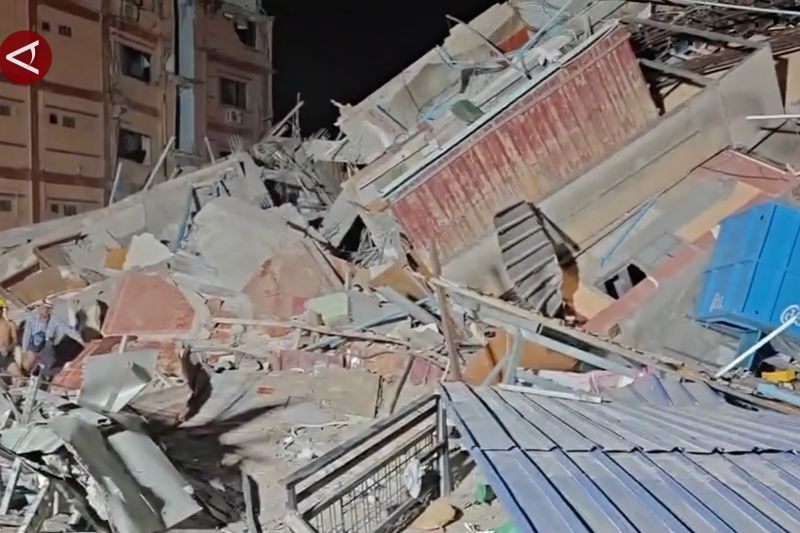 sehari setelah kejadian korban tewas gempa myanmar capai 1002 jiwa