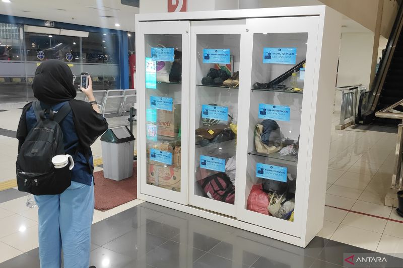 Terminal Pulo Gebang sediakan loker untuk barang yang tertinggal 1 terminal pulo gebang sediakan loker untuk barang yang tertinggal