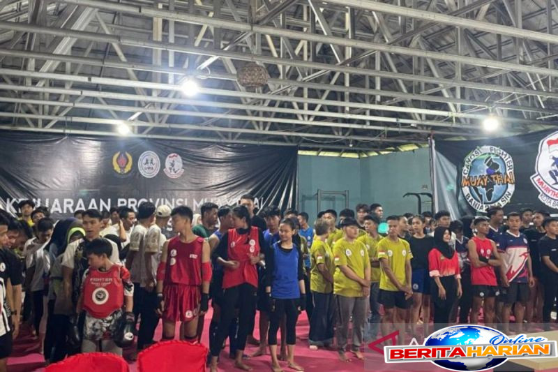 179 atlet kalsel bertanding pada kejurprov muaythai 2025