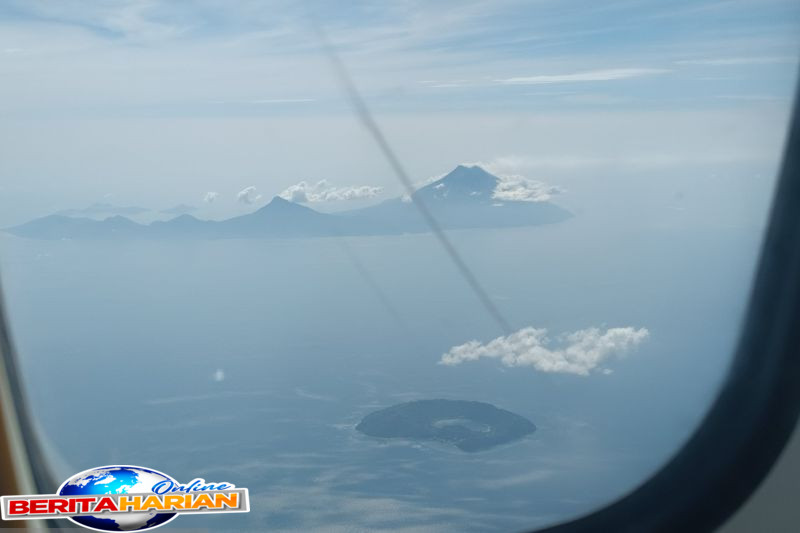 badan geologi waspadai awan panas guguran gunung karangetang