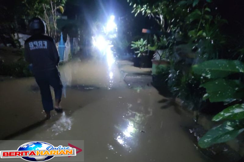 banjir di pamekasan meluas ke dua kecamatan