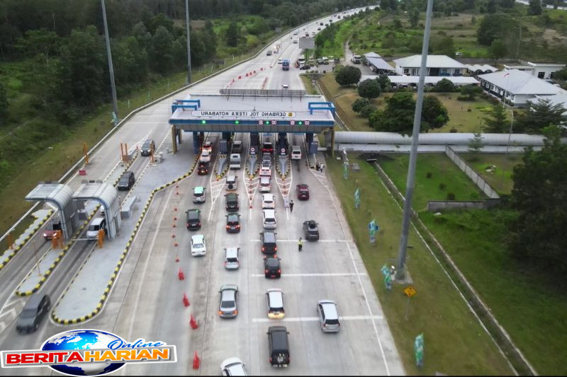 btb toll catat satu juta kendaraan melintasi tol bakter