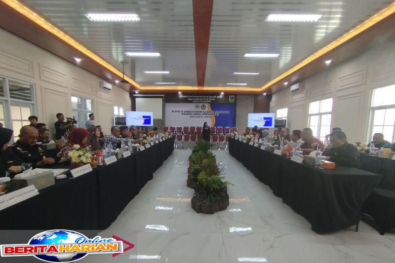 bupati kudus usulkan tambahan alokasi dbhcht ke bea dan cukai