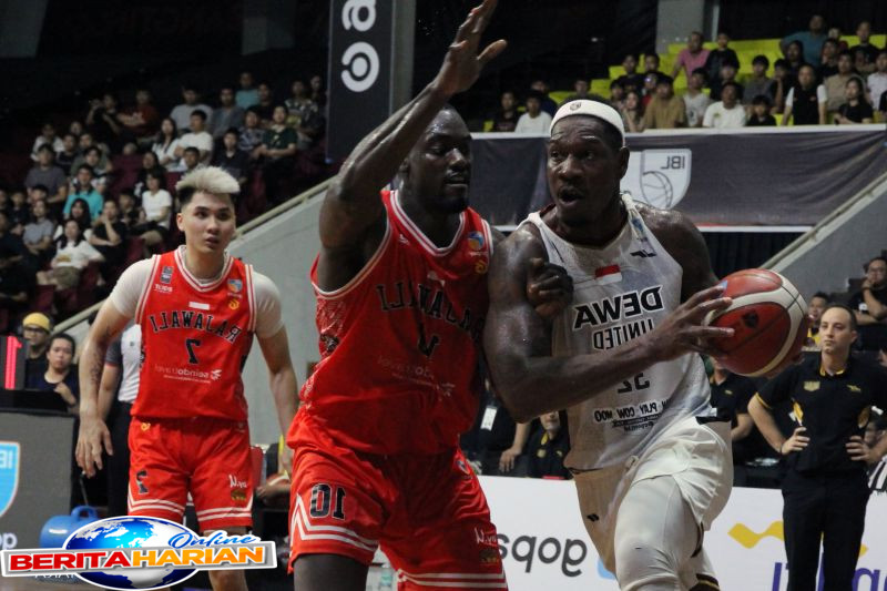 dewa united rebut pucuk klasemen setelah tundukkan rajawali medan 1