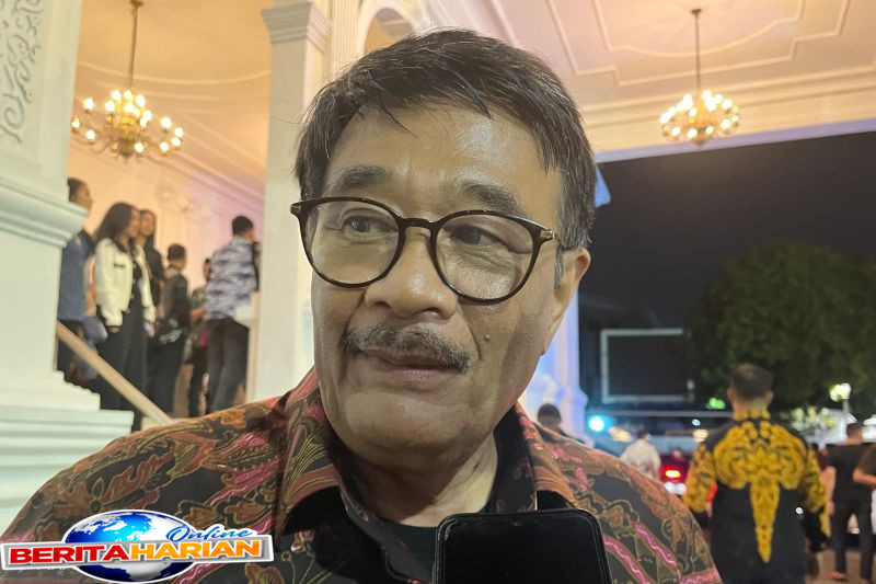 djarot perang tarif as lebih penting daripada kongres ke 6 pdip