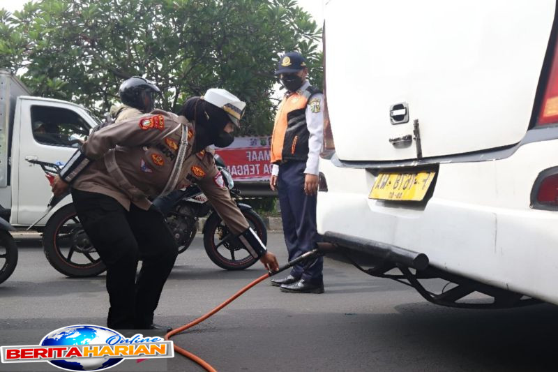 dki kemarin operasi uji emisi hingga uji coba transjabodetabek