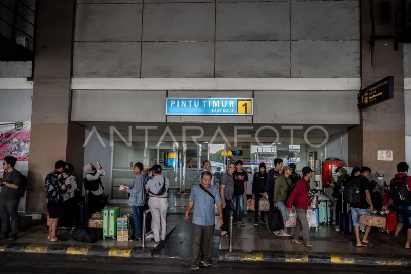Dukcapil DKI imbau pendatang siapkan tempat tinggal dan pekerjaan 1 dukcapil dki imbau pendatang siapkan tempat tinggal dan pekerjaan