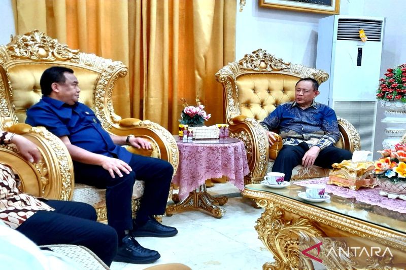 gubernur gorontalo dan rachmat gobel siap bersinergi bangun daerah
