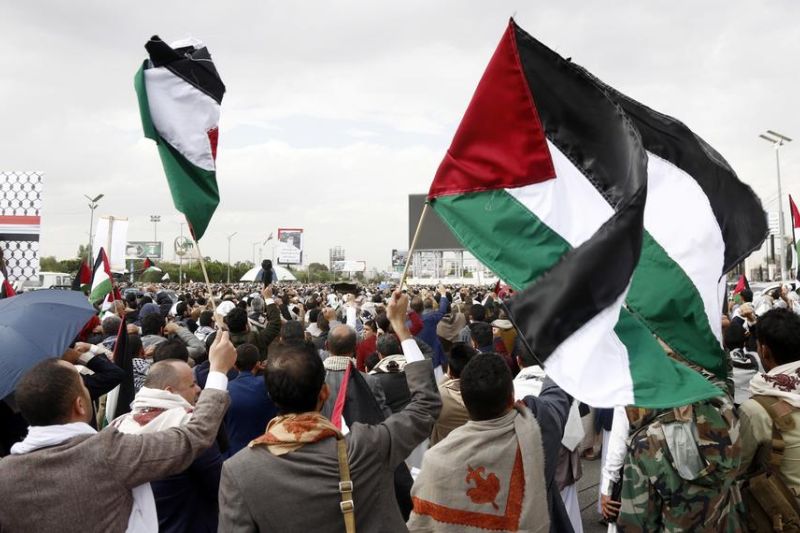 houthi laporkan puluhan serangan udara baru as di yaman utara