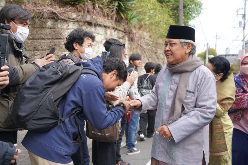 jumlah peserta salat id kbri tokyo cerminkan peningkatan wni di jepang