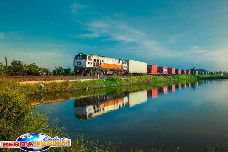 kai angkut 16 juta ton batu bara hingga pupuk di kuartal i 2025 1