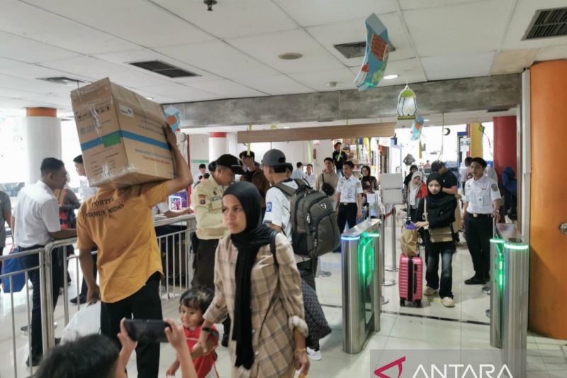 kai sumut catat volume tertinggi layani 11662 penumpang pada 2 syawal