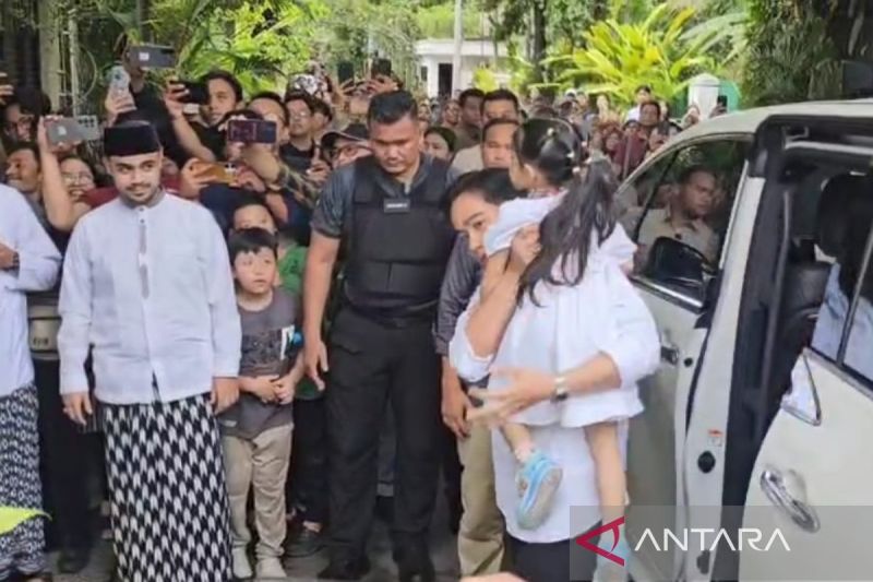 keluarga besar jokowi kumpul pada hari kedua lebaran