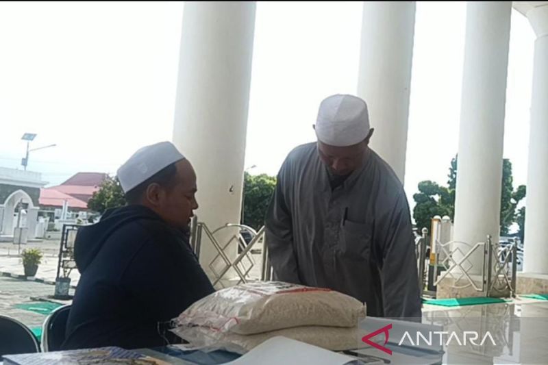 kemenag zakat fitrah di bengkulu pada 2025 capai rp264 miliar