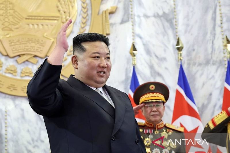kim jong un tinjau latihan militer korut saat pemakzulan yoon disahkan