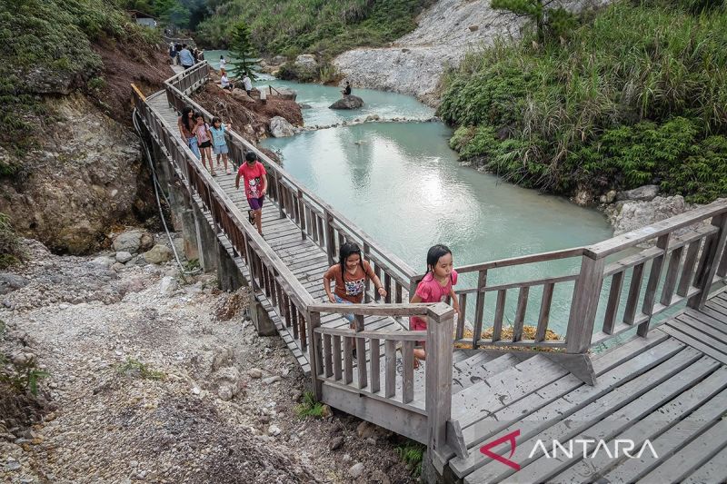 komisi vii dpr minta pemda optimalkan pariwisata desa selama lebaran