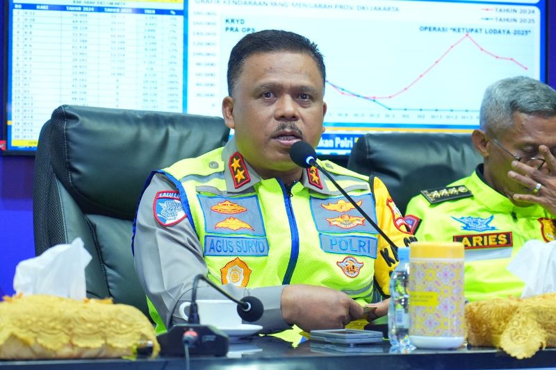 korlantas polri resmi tutup one way nasional untuk arus balik
