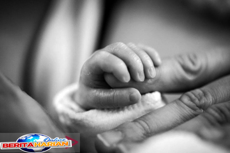 mengapa ibu baru melahirkan sering dilanda kesedihan ini alasannya