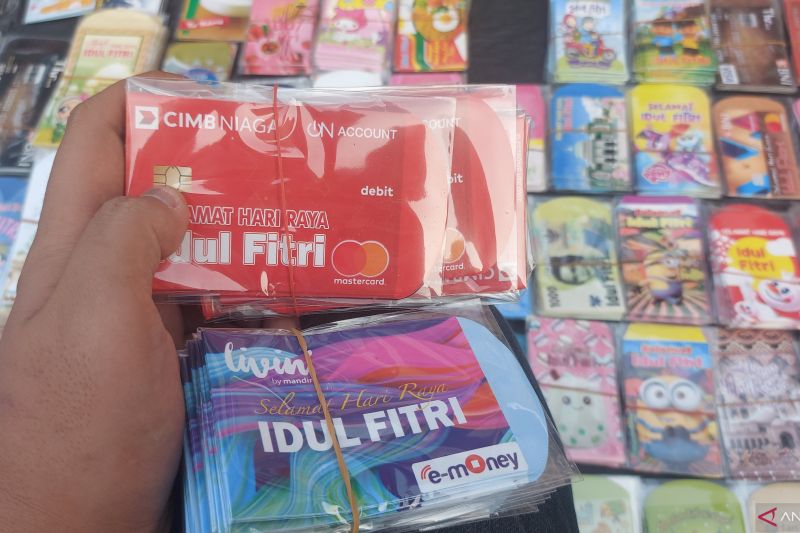 mengapa ucapan minal aidzin wal faizin jadi lazim di indonesia
