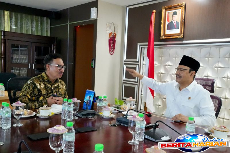 Mensos Meneliti Usulan Taman Siswa untuk Pendidikan Rakyat 1 mensos kaji usulan taman siswa untuk sekolah rakyat