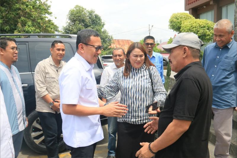 menteri p2mi apresiasi upaya pemkab donggala lindungi pekerja migran