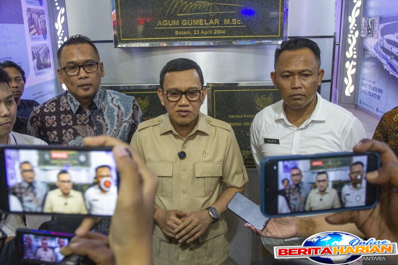 menteri p2mi temukan empat wni yang diduga calon pekerja migran ilegal