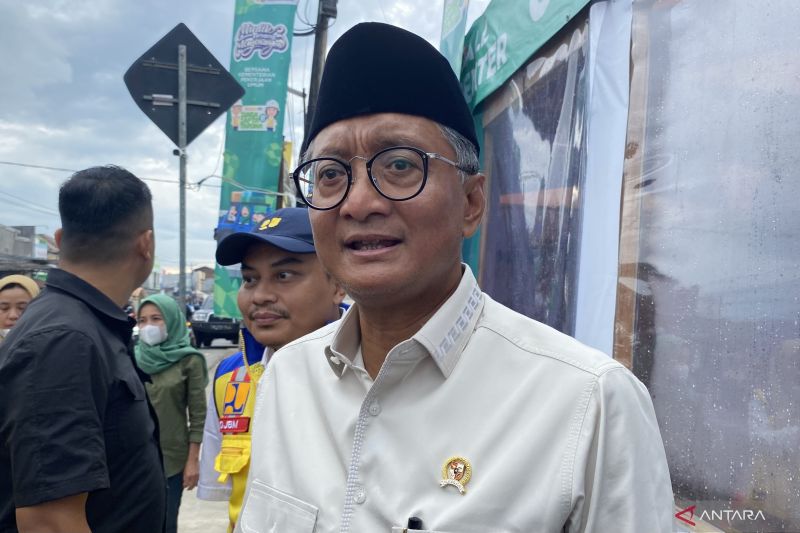 menteri pu pelabuhan wika beton bantu urai kepadatan arus balik