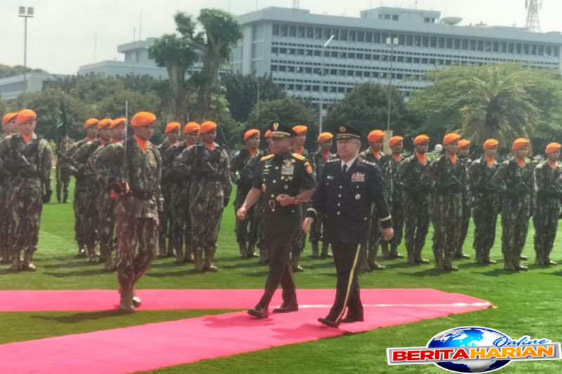 panglima tni terima kunjungan jenderal yoshida yoshihide