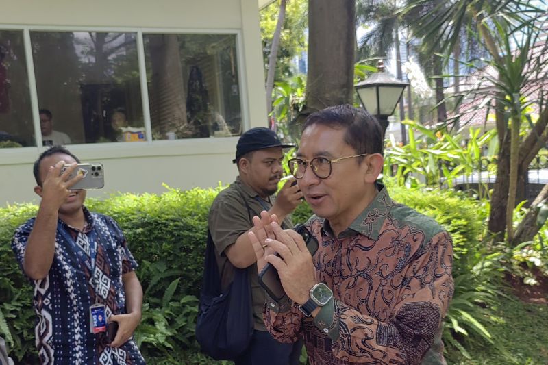 para menteri kabinet merah putih hadiri open house ketua mpr