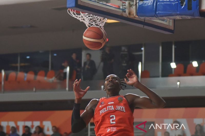 pelita jaya basketball tekuk bishrelt metal 90 68 1