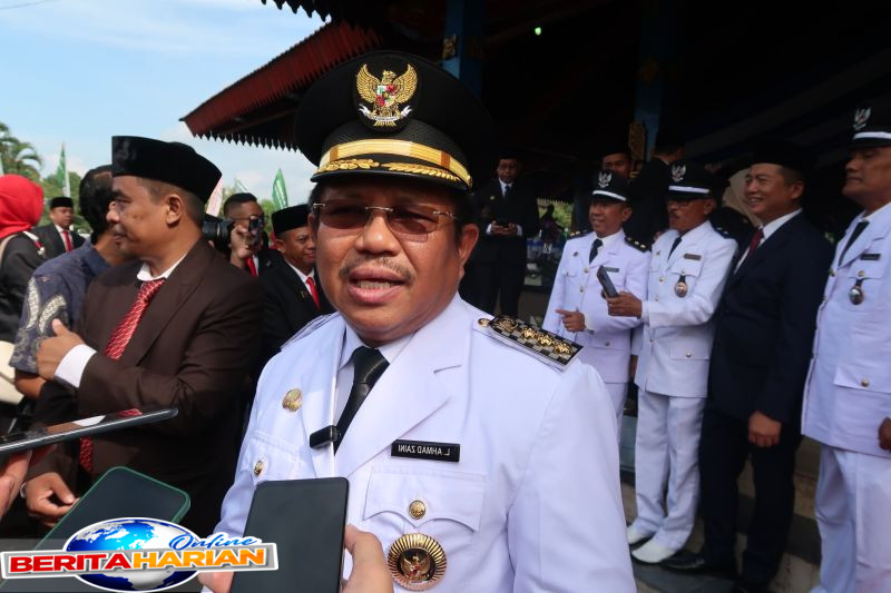 pemerintah tata kawasan desa wisata senggigi di lombok barat